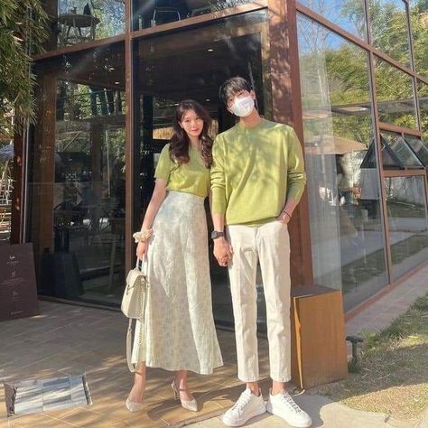 Couple Outfits Korean, Korean Couple Outfits, Couple Outfits Matching, Couple Outfit Ideas, Couple Matching Outfits, Couple Fits, Trendy Outfit Ideas, Couples Outfit, Cute Couple Outfits