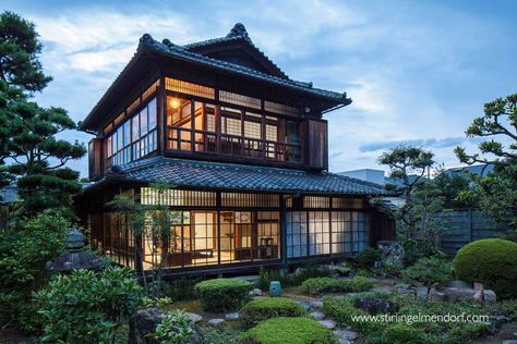 Kuwahara Architect's Office - Wakayama House And Tea House - Picture gallery Traditional Japanese Architecture Exterior, Tokyo House Exterior, Tokyo Houses, Japanese Architecture Exterior, Traditional Japanese House Exterior, Japanese Home Architecture, Japanese House Exterior, Tokyo Home, Architect's Office