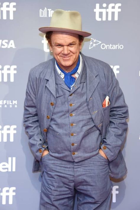 John C Reilly, Rachel Johnson, Hollywood Celebrity, Step Brothers, American Actors, Wedding Attire, Looking Back, Comedians, Turning