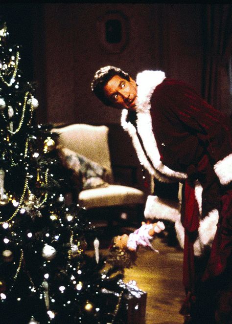 The Santa clause The Santa Claus Movie, Famous Christmas Movies, Santa Claus Movie, The Santa Clause 2, The Santa Clause, Jonathan Taylor Thomas, The Santa Claus, Holiday Movies, Christmas Tale