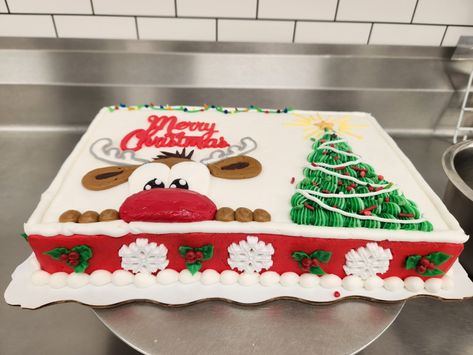 Christmas Birthday Sheet Cake, Christmas Square Cake, Christmas Sheet Cakes Decorated, Christmas Sheet Cake Designs, Square Christmas Cake, Christmas Sheet Cake, Cake 2023, Pastel Rectangular, Dq Cakes