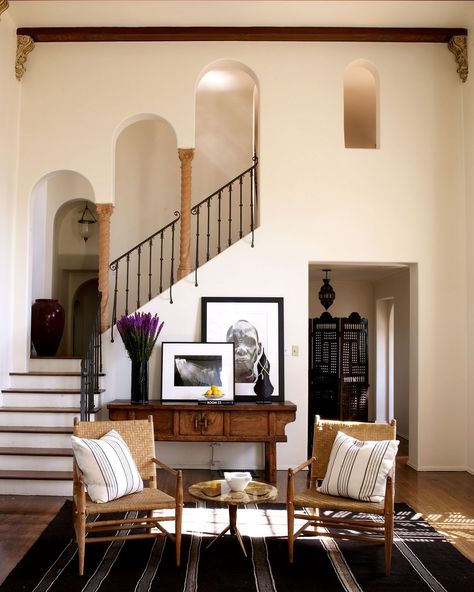 Benjamin Moore White Opulence (OC-69) ? | The 10 Best White Paint Colors | Vogue Modern Mediterranean Living Room, Mediterranean Living Room, Mediterranean Living, Best White Paint, Ellen Pompeo, Stair Case, Spanish Style Home, Casas Coloniales, Spanish Style Homes