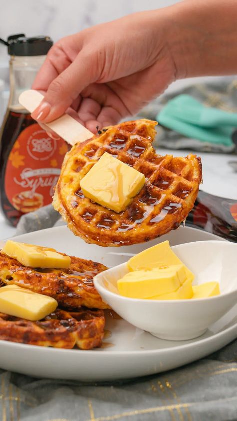 Best Keto Breakfast Chaffles on a Stick - Culinary Lion Keto Breakfast Chaffles, Breakfast Chaffles, Best Keto Breakfast, Belgian Waffle Maker, Sugar Free Maple Syrup, Keto Cheese, Sugar Free Syrup, Breakfast Pizza, Bacon Cheddar