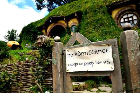 “A notice appeared on the gate at Bag End: NO ADMITTANCE EXCEPT ON PARTY BUSINESS.” ~ The Fellowship of the Ring, A Long-expected Party (Art: “No Admittance Except on Party Business” by 8TwilightAngel8 on DeviantArt) #FOTRquote #ALongExpectedParty #NoAdmittanceExceptonPartyBusiness Long Expected Party, Bag End, The Fellowship Of The Ring, Forest Party, Party Business, Being Used Quotes, Fantasy Forest, Fellowship Of The Ring, Coming Of Age