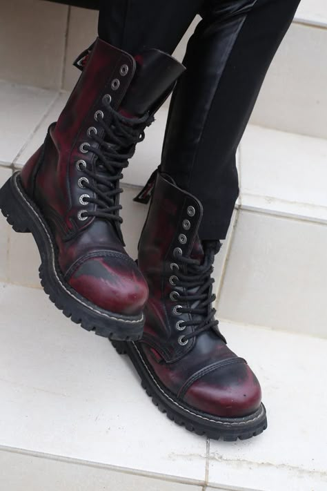 Bakugou Aesthetic, Punk Combat Boots, Ootd Festival, Steampunk Motorcycle, Grunge Boots, Martens Style, Rock Boots, Goth Boots, Punk Boots