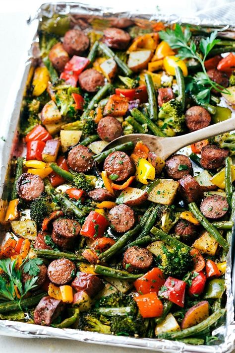 One Pan Healthy Sausage and Veggies | Chelsea's Messy Apron Sausage And Veggies, Decorações Com Comidas, Sheet Pan Meals, Pan Dinners, Pan Recipes, Pan Meals, One Pan Meals, Sheet Pan Dinners, Sheet Pan Recipes