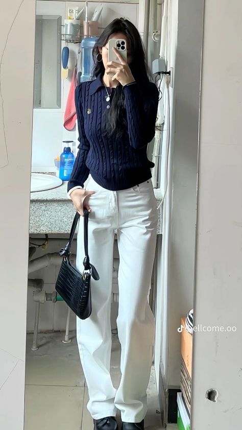 Business Casual Outfits Winter, Aesthetic Business, Interview Outfits, Feminine Outfits, Outfit Korean Style, Corporate Attire, Corporate Outfits, Casual Day Outfits, Stylish Work Outfits