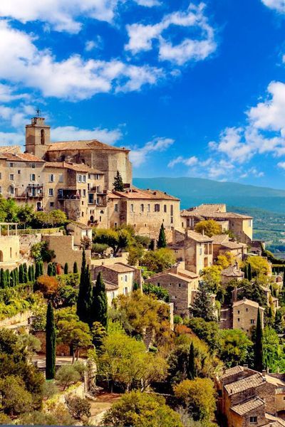 Voyage en France : ces villages pittoresques du Sud de la France pour se ressourcer loin des touristes  - Grazia Vacation Goals, Voyage Europe, Beaux Villages, Cote D’azur, South Of France, France Travel, Nature Pictures, Beautiful World, Day Trips