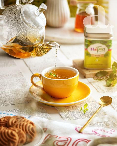 We brought this tea to life with a burst of vibrant colors and a touch of magic. The teapot, the sunny yellow cup, and the warm, inviting light create a scene that’s as cheerful as the tea itself. We believe that food photography should be an experience, and we’re here to help you tell your brand’s story through stunning visuals. Let’s work together to make your product shine! Get in touch with SBA Films today and let’s create something amazing together! . . . . . [food photography, tea phot... Tea Commercial Photography, Tea Brand Photography, Afternoon Tea Photography, Tea Lifestyle Photography, Tea Product Photography, Tea Photoshoot, Tea Images, Honey Lemon Tea, Photography Tea