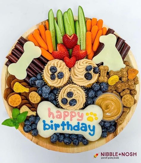 Barkcuterie Boards For Dogs, Dog Gotcha Day Party, Dogs Birthday Party Ideas, Dog Charcuterie Board, Dog Pool Party, Dog Cookie Recipes, Pet Store Ideas, Pet Treats Recipes, Vegan Dog