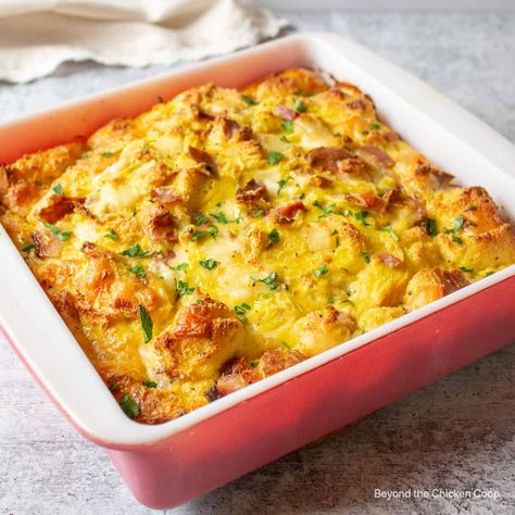 Egg Casserole With Bread, Breakfast Casserole Dishes, Cheese Strata, Ham Breakfast Casserole, Breakfast Casserole With Bread, Breakfast Strata, Delicious Breakfast Casserole, Make Ahead Breakfast Casserole, Ham And Eggs