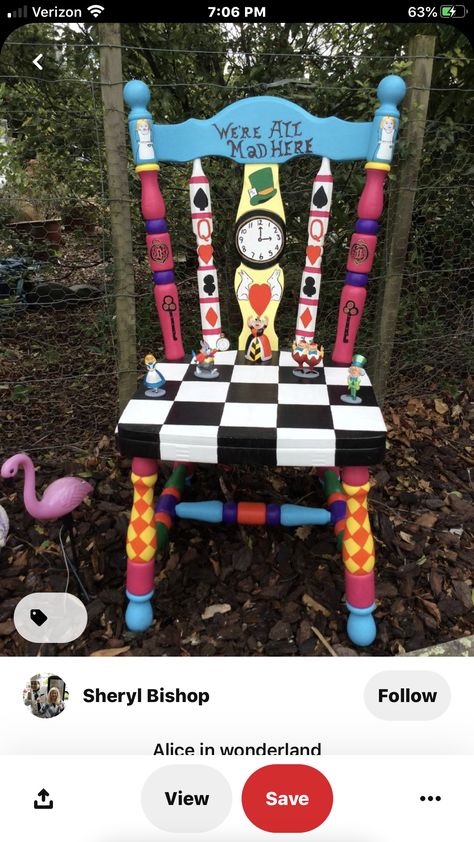 Alice In Wonderland Chair, Alice In Wonderland Furniture, Wonderland Furniture, Alice In Wonderland Garden, Casa Disney, Alice In Wonderland Crafts, Alice In Wonderland Room, Bar Deco, Deco Disney