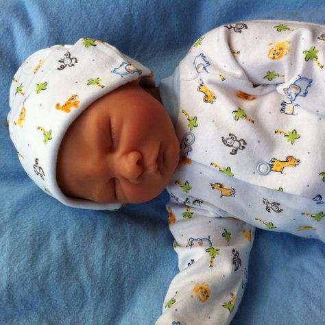 Reborn Hispanic Preemie Baby Boy Child Friendly OOAK Doll ~ Ready To Ship!  | eBay Preemie Baby, Preemie Babies, Lifelike Dolls, Child Friendly, Reborn Baby Dolls, Reborn Baby, Reborn Dolls, Ooak Dolls, Reborn Babies