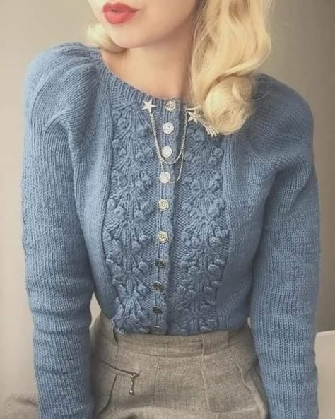 Puff Sleeve Cardigan, Vintage Knitwear, 1940s Style, Stil Elegant, Weather Wear, Looks Street Style, Blouse Casual, Vestidos Vintage, 1940s Fashion