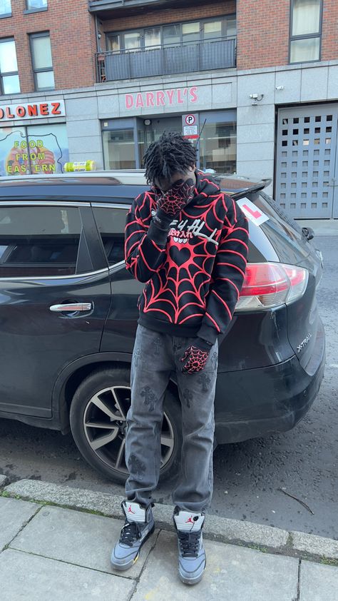 Outfit details: Love4all black and red hoodie, love4all black and red gloves, grey gallery dept jeans, off white jordan 5 muslin, short black dreads. Gallery Dept Jeans, Black Dreads, Black And Red Hoodie, White Jordans, Red Gloves, Gallery Dept, Jordan 5, Red Hoodie, Outfit Details