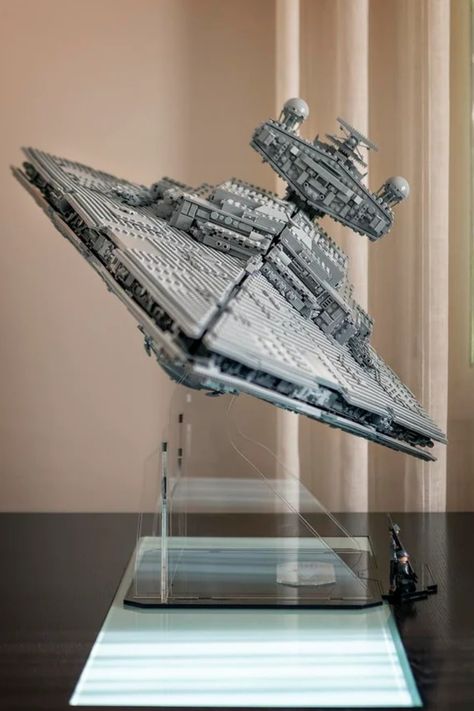 An amazing gift idea for star wars and lego fans on Amazon Lego Ucs, Sci-fi Movies, Imperial Star Destroyers, Shop Lego, Model Building Kits, Geek Decor, Star Destroyer, Lego Ninjago, Lego Star Wars