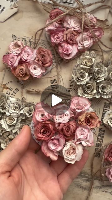 Paper Mache Hearts, Dried Bouquet Wedding, Paper Mache Flowers, Book Page Roses, Paper Roses Diy, Happy Hearts Day, Flower Shapes, Coloured Paper, Paper Wreath