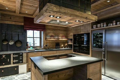 Chalet Kitchen, Luxury Chalet Interior, Chalet Chic, Chalet Interior, Chalet Design, Farmhouse Remodel, Rustic Kitchen Design, Cabin Kitchens, Charming House