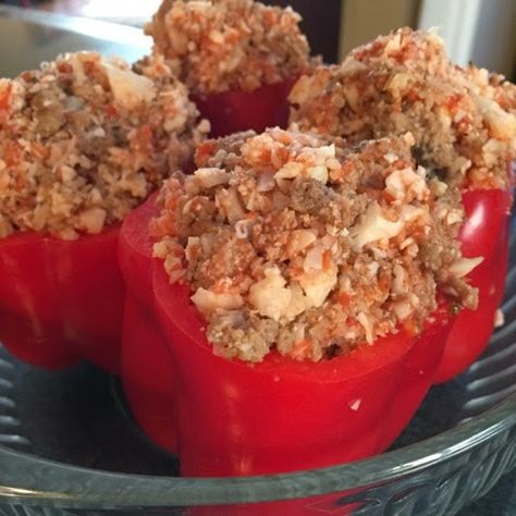 Stuffed Peppers With Turkey, Diet Friendly Desserts, Chipotle Pepper Sauce, Stuffed Peppers Turkey, 17 Day Diet, Riced Cauliflower, Chipotle Pepper, 17 Day, Paleo Whole 30