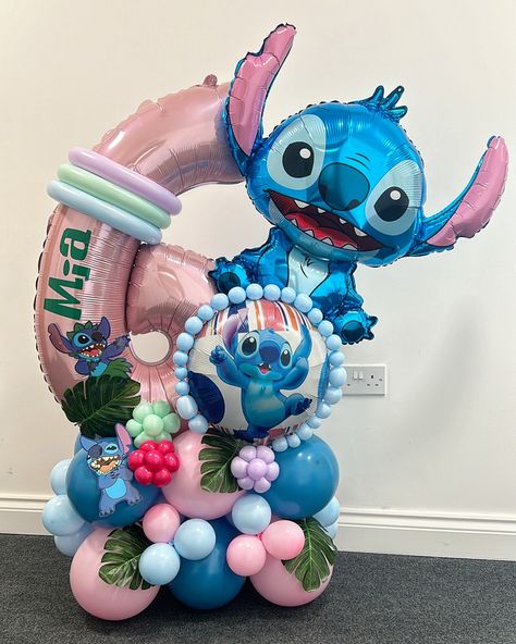 MIA TURNS SIX🌺 Love this stitch themed balloon for a special girls 6th birthday! #partyideas #balloons #balloondecor #bubbleballoons #balloondecoration #birthdayparty #birthdaydecor #kentbusiness #londonbusiness #smallbusiness #smallbusinessowner #balloonideas #balloonstylist #balloondecorations #balloondesign #1stbirthday #1stbirthdayparty #cakesmash #stitchbirthday Lilo And Stitch Balloons, Stitch Balloon Bouquet, Stitch Balloon Arch, Girls 6th Birthday, Stitch Bday, Balloon Tower, Bubble Balloons, Balloon Decor, Balloon Design