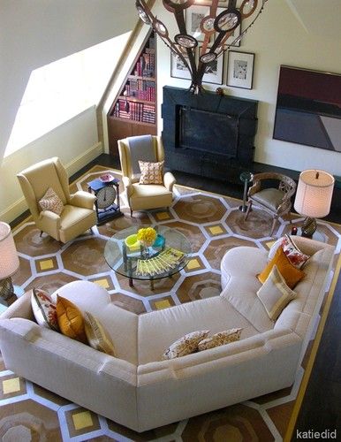 Circular Couch, Curved Sofa Living Room, Kyle Bunting, Circle Sofa, Curved Couch, Modern Family Rooms, Family Room Furniture, Loft Ideas, Couch Design