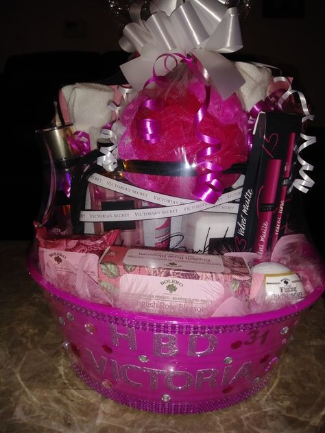 Victoria Secret Basket Victoria Secret Christmas Gifts, Victoria Secret Gift Basket, Victoria’s Secret Bag Aesthetic, Victoria Secret Dream Angel Perfume, Victoria Secret Perfume Gift Set, Ice Bucket, Basket Decoration, Victoria Secret, Gift Baskets