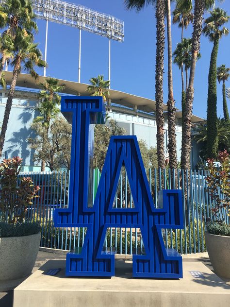 La Dodgers Outfit, Alexa + Core + Aesthetic, Los Angeles Dodgers Stadium, Dodgers Outfit, Mlb Dodgers, Dodgers Nation, Dodger Game, Dodger Blue, Dodger Stadium