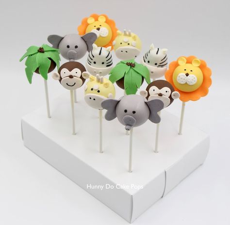 http://www.hunnydocakepops.com/cakepop-gallery/jungle-animals-cake-pops Jungle Cake Pops, Animal Cake Pops, Jungle Birthday Cakes, Γενέθλια Mickey Mouse, Jungle Theme Cakes, Jungle Theme Birthday Party, Boys 1st Birthday Cake, Zoo Birthday Party, Savory Cakes