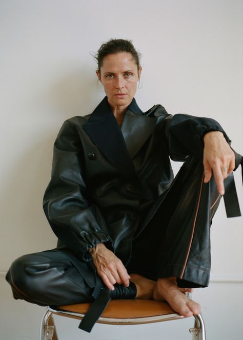 Tasha Tilberg by Mark Rabadan for Collection Issue Fall-Winter 2019 Tasha Tilberg, Model Test, Vogue Paris, Fashion Shoot, Fashion Poses, Model Poses, Minimal Fashion, Editorial Photography, Editorial Fashion