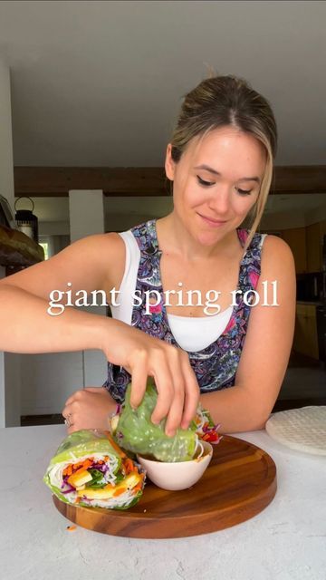 Carleigh Bodrug on Instagram: "😜💕🥗EP 11 QUICKIES: giant spring rolls. 🤩The perfect healthy and delicious plant-based lunch that takes less than 20 minutes to put together. ✅FULL step by step recipe at plantyou dot com. . #recipe #vegan #springrolls #giantspringroll #springroll #summerrolls #healthy #healthylunch #quicklunch #quickrecipe #easyrecipe #easyrecipes #healthyrecipes #healthydiet #eatmoreplants #plantbaseddiet" Giant Spring Rolls, Summer Rice Paper Rolls, Keto Spring Rolls, Giant Summer Roll, Carleigh Bodrug, Carleigh Bodrug Plant You, Vegetarian Spring Rolls, Veggie Rolls, Broccoli Sprouts