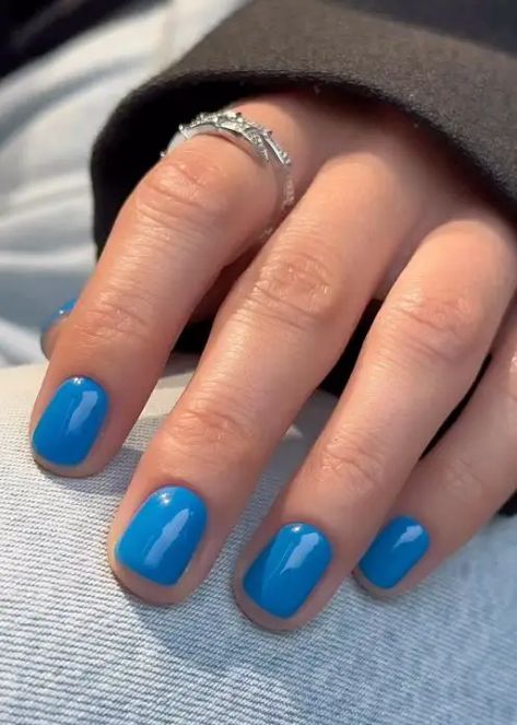 Best June 2024 Nail Color Ideas for Trendy Summer Styles Olive Nails, Miami Nails, Red Acrylic Nails, Gel Designs, Pink Ombre, Purple Hues, Trendy Colors, Nail Trends, Blue Nails