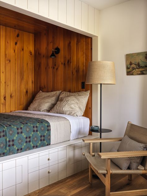 Nook Bedroom, Knotty Pine Paneling, Pine Paneling, Skiing Art, Sleeping Nook, Wood Walls, White Couches, Knotty Pine, Bunk Room