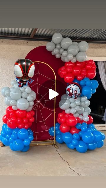 @melys_creations_ on Instagram: "Another Spider-Man set up 🕸️🕷️ - - - - #spidermandecorations #spidermanbackdropandballoons #balloongarland #setupballoons #reels #explorepage" Spider Man Balloon Arch, Spiderman Balloon Arch, Spiderman Balloon Garland, Spiderman Balloon, Spiderman Decorations, Up Balloons, Man Set, Balloon Arch, Balloon Garland