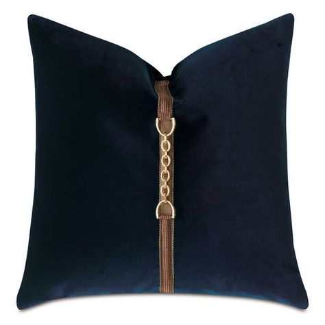 Eastern Accents Steeplechaser Textured Decorative Pillow Cover & Insert | Perigold Equestrian Style Decor, Italian Boutique, Equestrian Home Decor, Barn Apartment, Equestrian Home, Ralph Lauren Fall, Equestrian Chic, Equestrian Decor, Luxury Bedding Collections