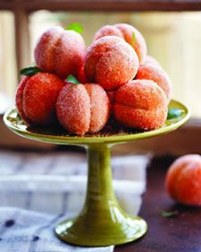 For a fanciful holiday dessert that's guaranteed to impress, try these beautiful but easy-to-make peach-shaped cakes from Rosetta Costantino's "My Calabria" cookbook. Peach Cookies, Dessert Oreo, Martha Stewart Recipes, Desserts Vegan, Yellow Foods, Italian Cookies, Peaches Cream, Italian Desserts, Cream Recipes