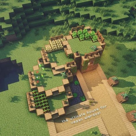 Eco house! 🌱 Fantastic idea for Minecraft. Natural looking and layered. Chalet Minecraft, Minecraft Cool, Construction Minecraft, Minecraft Garden, Minecraft Decoration, Minecraft World, Minecraft Houses Blueprints, Bangunan Minecraft, Minecraft Farm