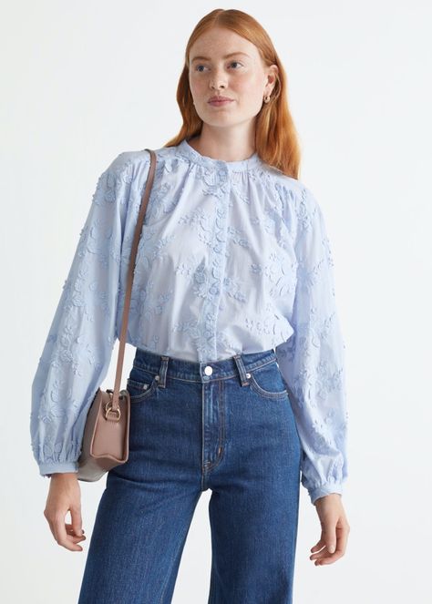 Textured Blouse, Light Blue Blouse, Transitional Dressing, Office Casual Outfit, Chic Blouses, Summer To Fall, Simply Chic, Floral Print Blouses, Fashion Story