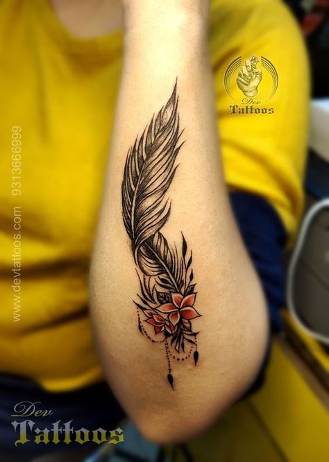 Rate This Tattoo designs From ⭐1~10. SAVE & FOLLOW i will update everyweek. Feather Tattoo With Flowers, Feather Flower Tattoo, Feather And Flower Tattoo, 96 Tattoo, Feather Tattoo Arm, Tattoo New, Brush Tattoo, Tattoos To Cover Scars, Feather Tattoo Design