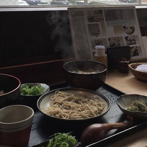 Japan Aesthetic, Aesthetic Japan, Japanese Aesthetic, Tea House, What’s Going On, Pretty Food, Aesthetic Food, Love Food, Nom Nom