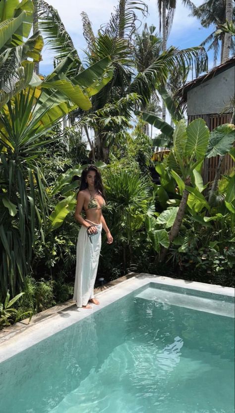 Bali Travel Photography, Christina Nadin, Thailand Outfit, Bali Baby, Pool Poses, Bali Holidays, Thailand Photos, Island Outfit, Summer Picture Poses