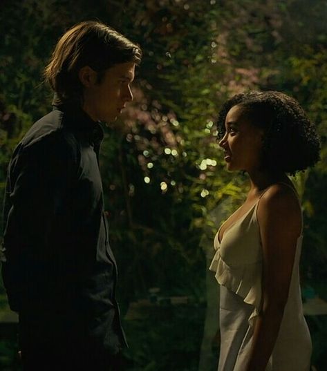 Everything Everything Movie, Girlfriend And Boyfriend Love, Amandla Stenberg, Everything Everything, Style For Spring, The Darkest Minds, Love Is Everything, Movie Shots, Fav Movies