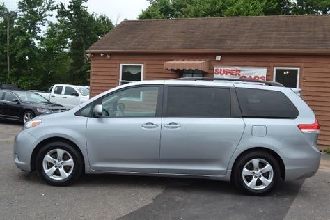 Nice Awesome 2012 Toyota Sienna LE AAS 2012 Toyota Sienna LE AAS 120892 Miles Silver Sky Metallic Minivan/Van 3.5L DOHC 2017 2018 Check more at https://24auto.cf/2017/awesome-2012-toyota-sienna-le-aas-2012-toyota-sienna-le-aas-120892-miles-silver-sky-metallic-minivanvan-3-5l-dohc-2017-2018/ Cheap Van, Car Toyota, 8 Passengers, Kia Sedona, Columbia Sc, Toyota Sienna, Minivan, Cheap Car, Honda Odyssey