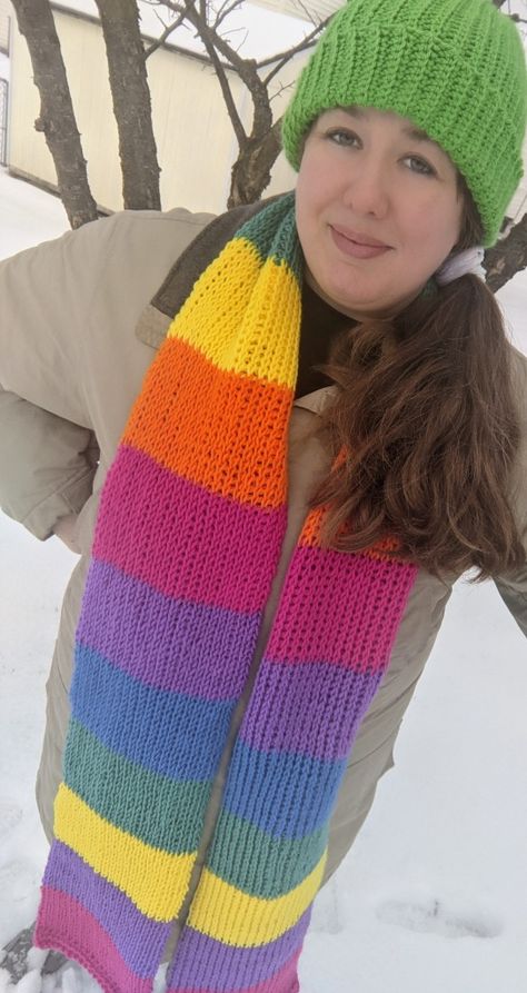 Scarf Pattern Crochet, The Babysitter, Tunisian Crochet Hook, Big Twist, Rainbow Scarf, Purl Stitch, Wool Crafts, Crochet Free, Tunisian Crochet