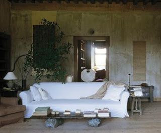 axel vervoordt white sofa Axel Voorvordt, Axel Vervoordt, Belgian Style, Timeless Interiors, Interior Minimalista, Diy Renovation, A Living Room, Architectural Digest, Luxury Interior Design