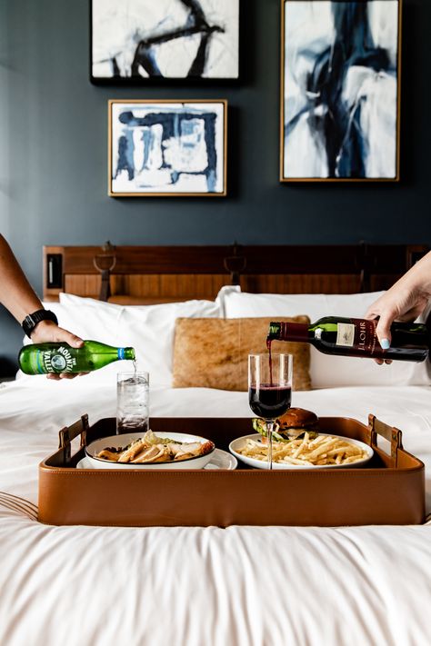 Room Service Photography, Luxury Room Service, Hotel Room Lifestyle Photography, Hotel Amenities Photography, Hotel Room Photography Ideas, Hotel Room Amenities, Hotel Room Service, Boutique Hotel Photography, Hotel Room Content Ideas