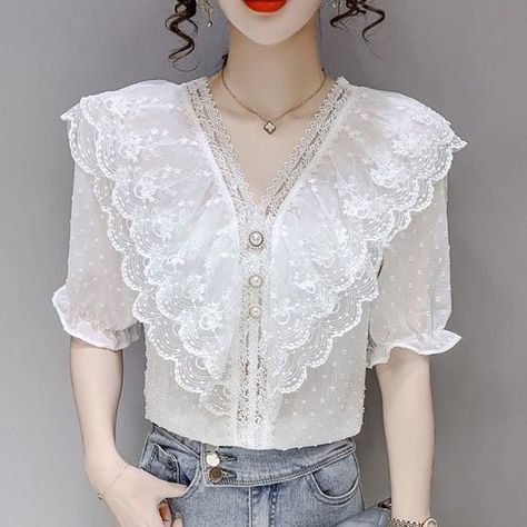 China Clothes, Blouse Summer, Princess Sleeves, Sweet Shirt, Chic Blouses, Elegant Shirt, Lace Collar, Chiffon Shirt, Lace Ruffle