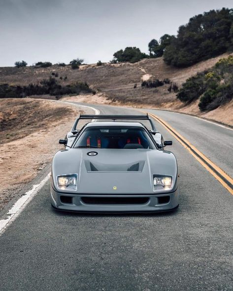 F40 Competizione, Retro Synthwave, Car Picture, Aesthetic Cars, Car Game, Private Plane, Car Goals, Ferrari F40, Big Boy Toys