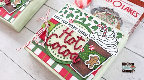 How to make a More Than Autumn Hot Cocoa Tote Treat Box Stampin Up More Than Autumn Christmas Cards, Hot Cocoa Holder Paper Crafts, Hot Cocoa Packet Holder, Stampin Up Treat Holders, Treat Boxes Diy, Spice Gift Box, Homemade Card Designs, Christmas Treats Holders, Soft Gingerbread Cookies