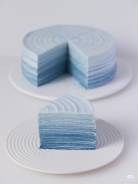 Crepe Cake Aesthetic, Crepe Cakes, Crepe Cake, Mini Cakes Birthday, Creative Birthday Cakes, Simple Birthday Cake, Blue Food, Pretty Birthday Cakes, Cute Birthday Cakes