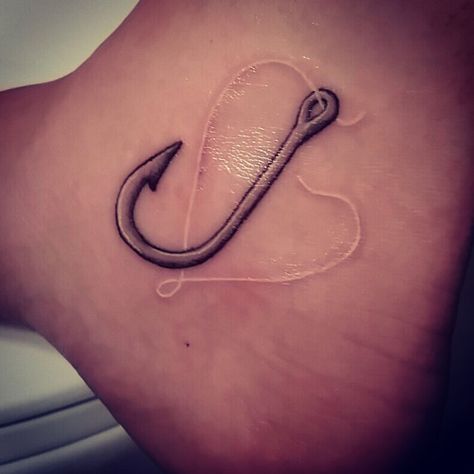 Love this. Would make the fishing line into a heart, most likely, but I love that its white. Fish Hook Tattoos, Fish Hook Tattoo, Bobber Fishing, Grandfather Tattoo, Grandpa Tattoo, Hook Tattoo, Fishing Hook Tattoo, Hook Tattoos, Tattoos Infinity